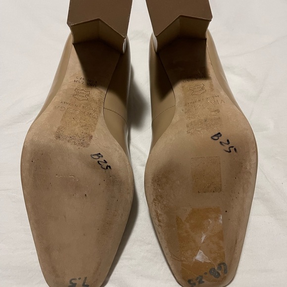 WORN Via Spiga
Tan Beatrice Square-toe Block Heel Pumps - Picture 10 of 11